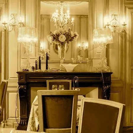 Les Du Manoir B&B